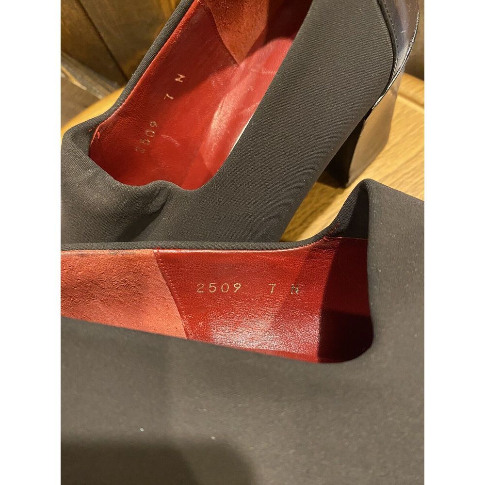 Donald J. Pliner Brown Leather & Spandex, Square‎ Heel Shoes, Size 7N - Picture 11 of 12